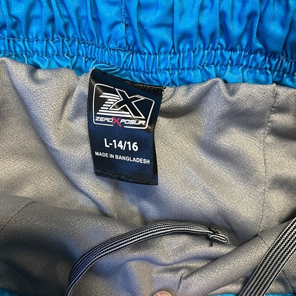 Bundle of 2 Boys Swim Trunks- Size 14/16 - Picture 3 of 6